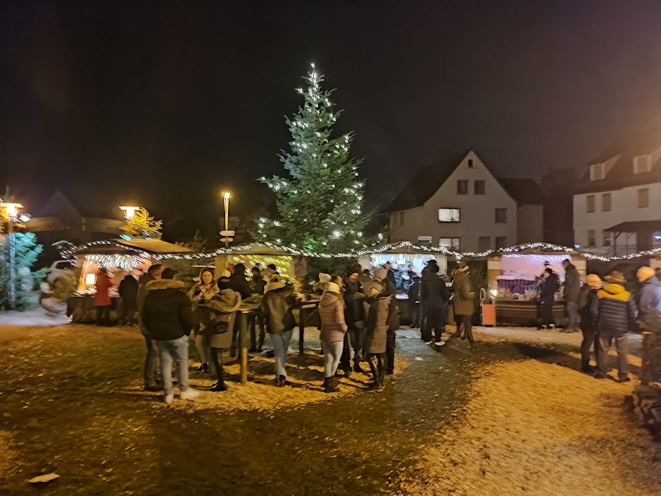 Weihnachtsmarkt in Wombach