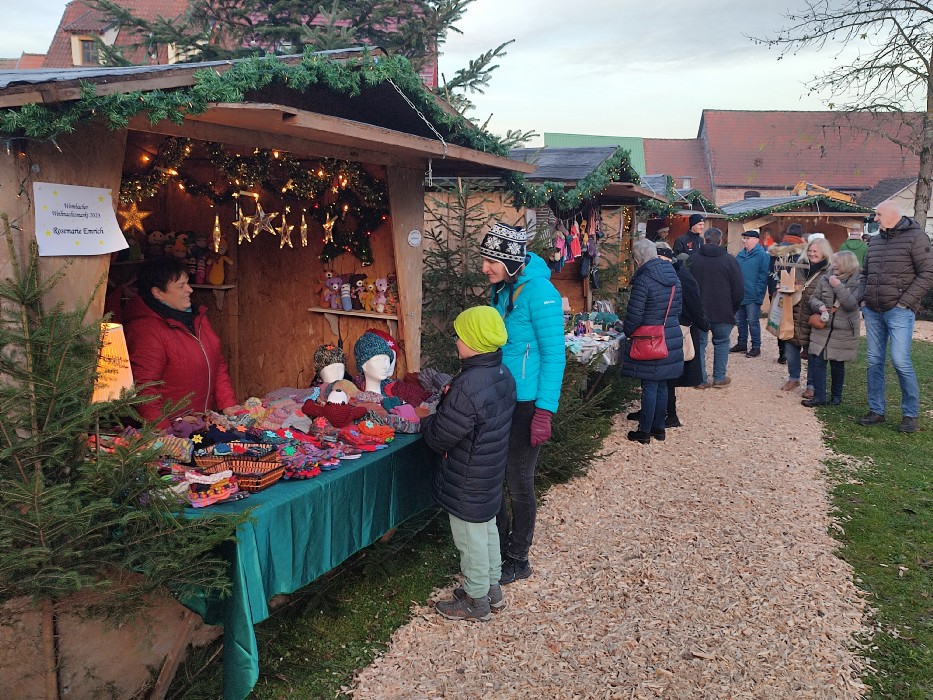 Weihnachtsmarkt in Wombach