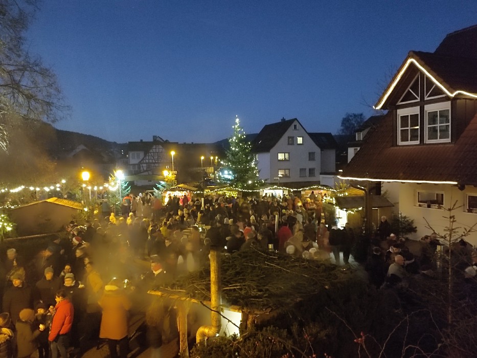 Weihnachtsmarkt in Wombach